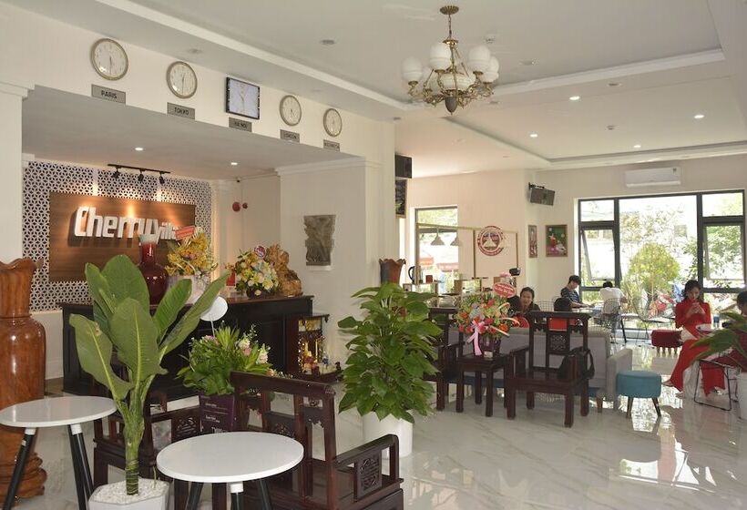 پانسیون Cherry Villa
