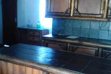 پانسیون Eleventh Avenue Guesthouse & Conferencing