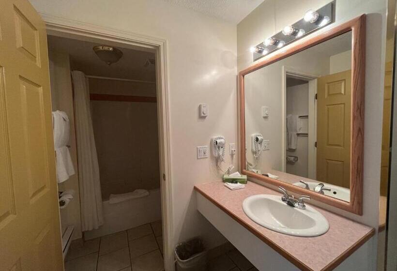 Western Budget Motel #3 Whitecourt