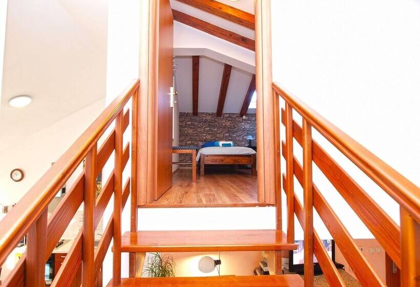 Apartment 1175