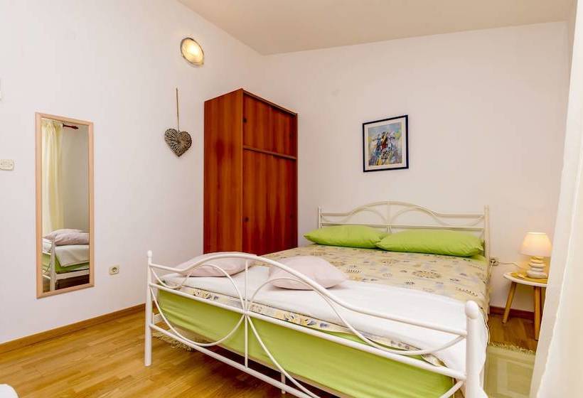 Apartments Berislav