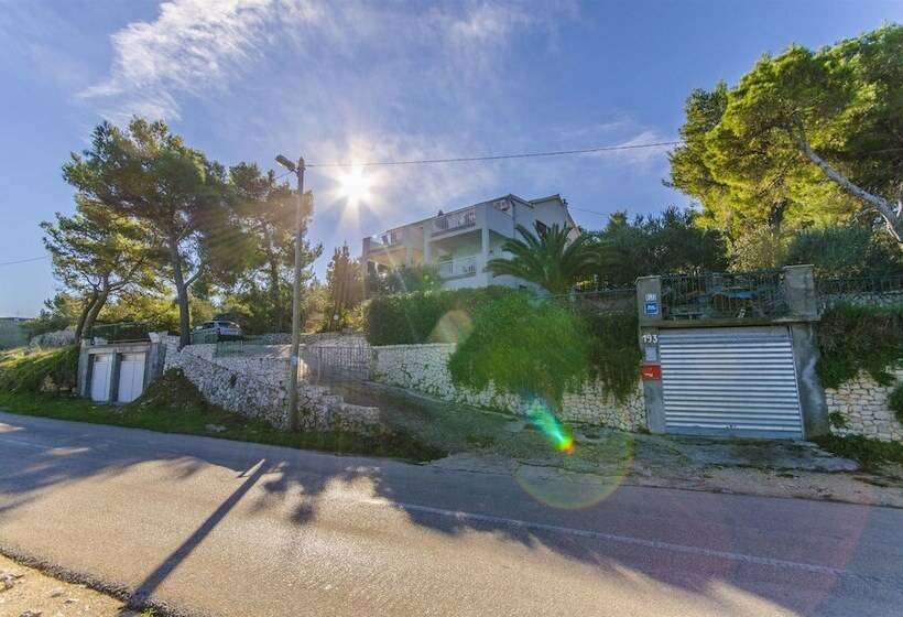 Apartments Dragica