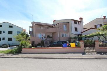 Apartments Eni