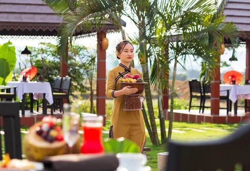 هتل Sansan Resort
