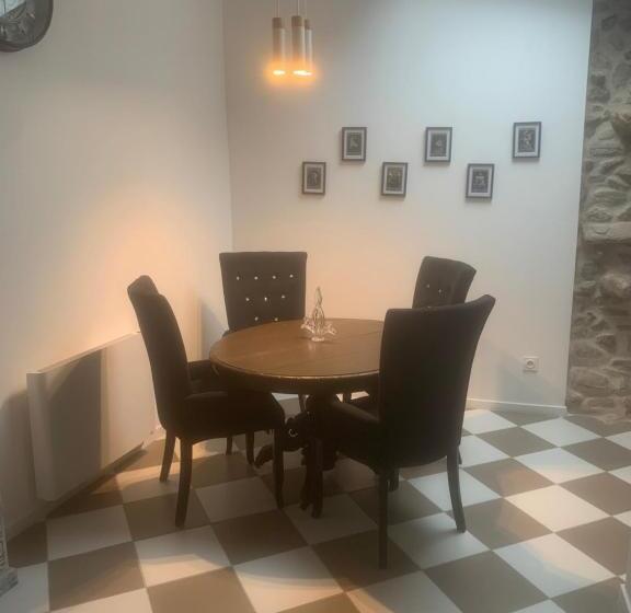 پانسیون Guesthouse La Villae