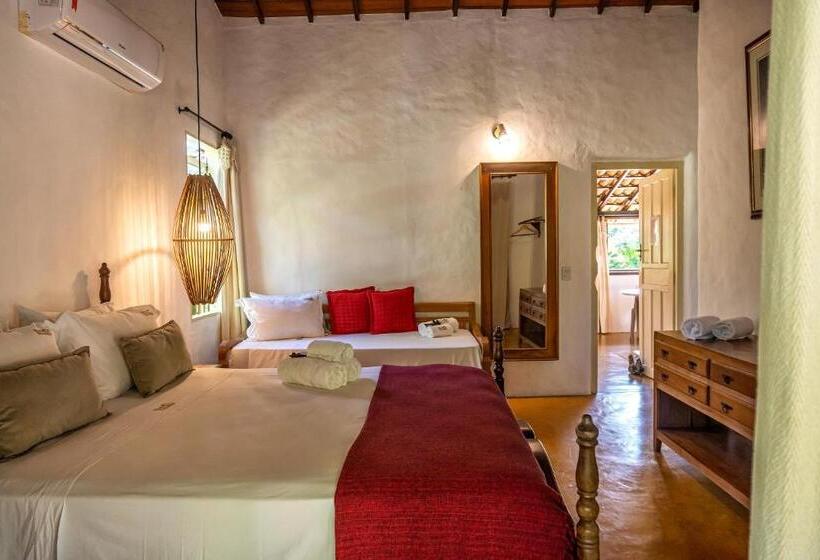 پانسیون Pousada Carmelitha