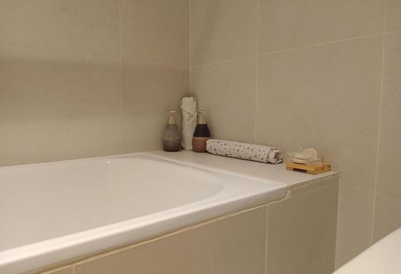 هتل Las Tejuelas   B&b Patagónico