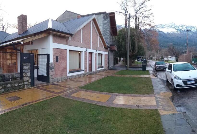 هتل Las Tejuelas   B&b Patagónico