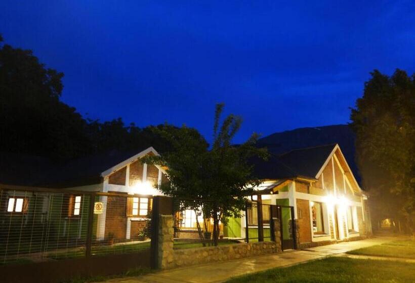 هتل Las Tejuelas   B&b Patagónico