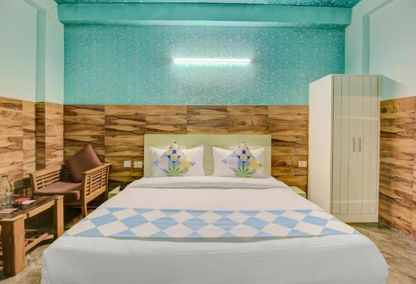 בית מלון כפרי Shri Drona Couple Friendly Rooms