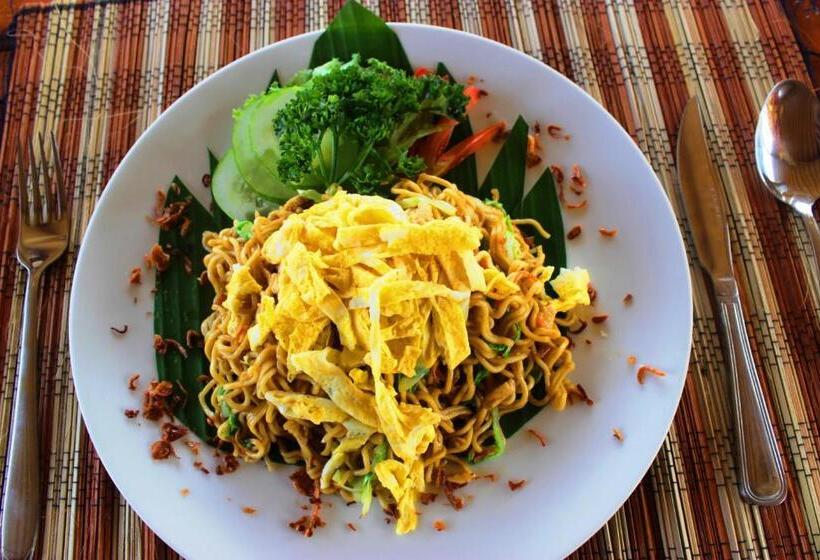Отель Umma Bali Menjangan Retreat