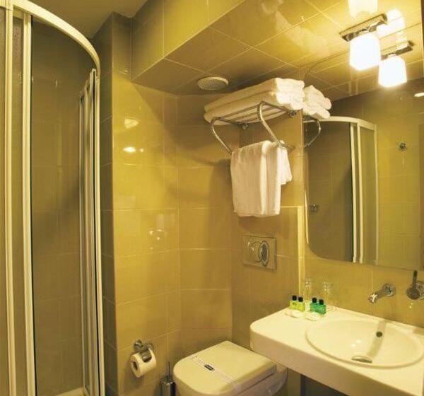 Si̇vas Hotel Nevv