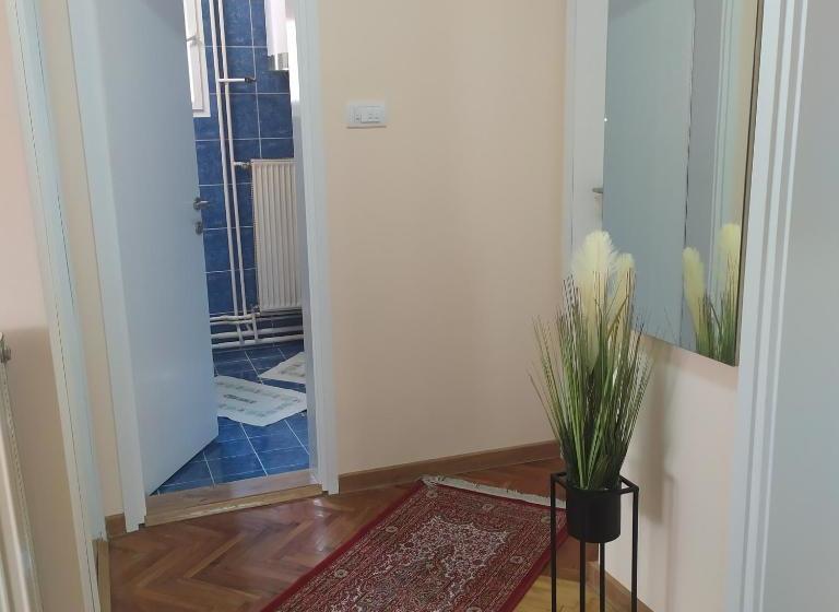 هاستل Apartment   Jona