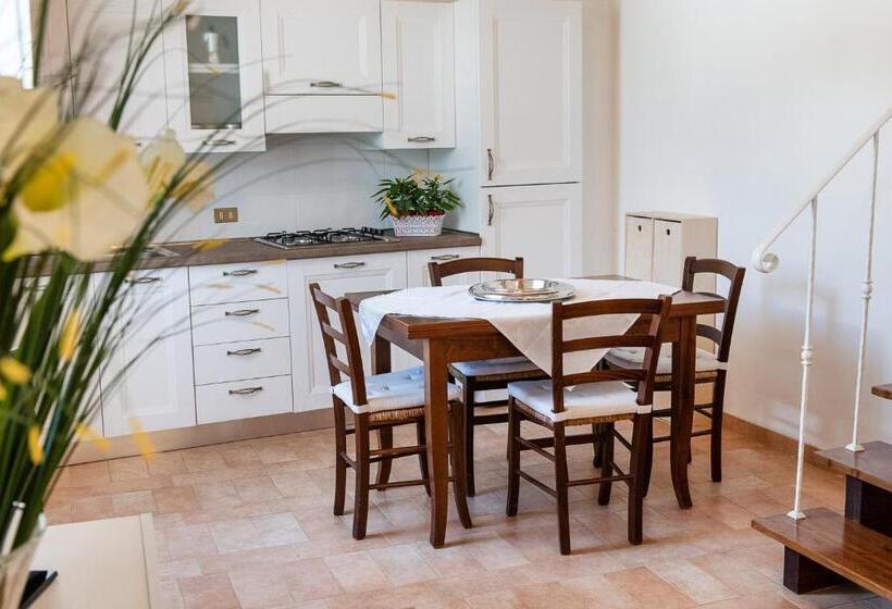 فندق Agriturismo Podere Coldifico
