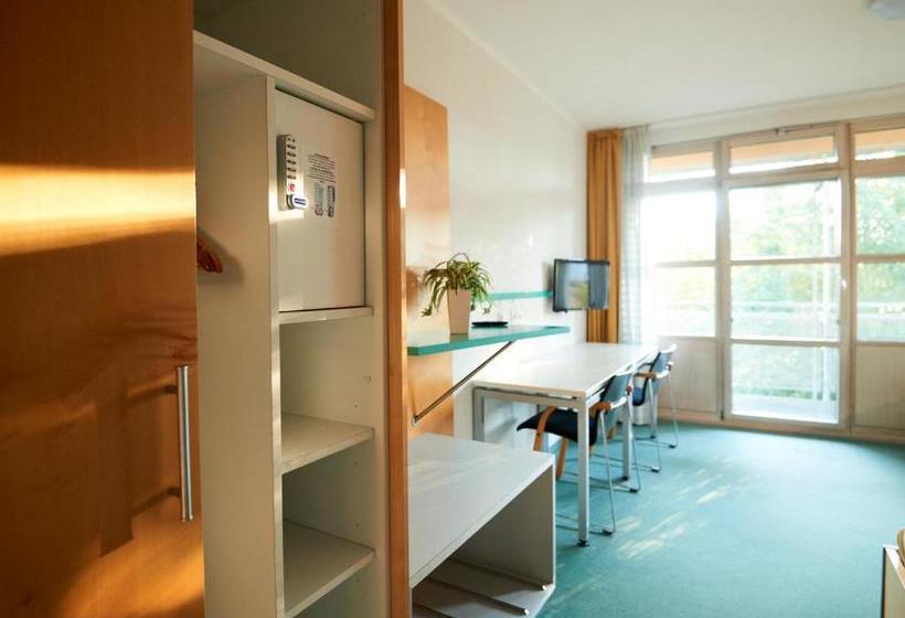 هتل Sportschule Oberhaching