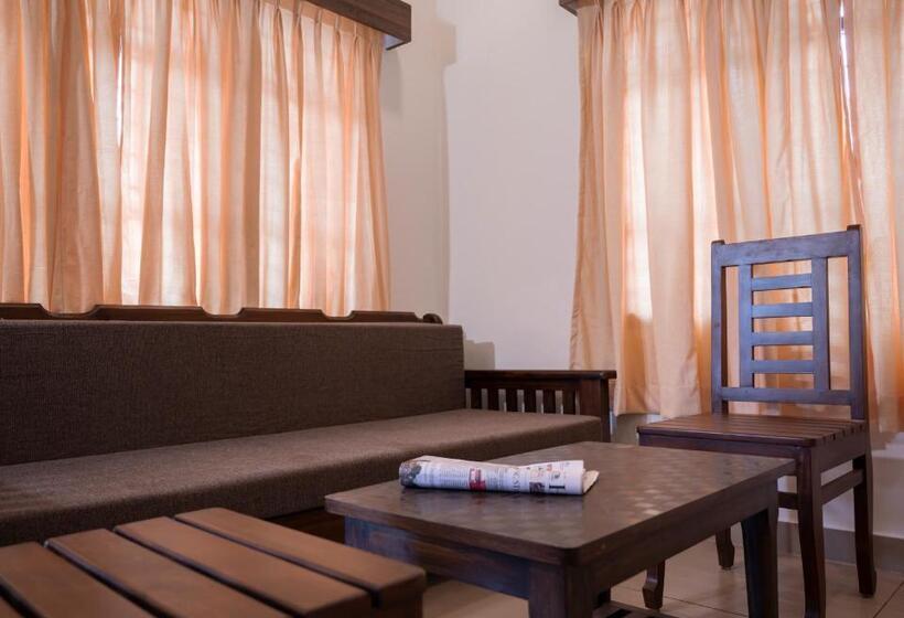 هتل Sharda Residency
