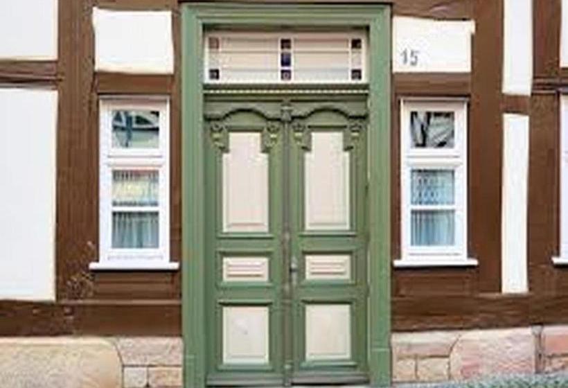 בית מלון כפרי Spot On 65910 Nethaji Mahal