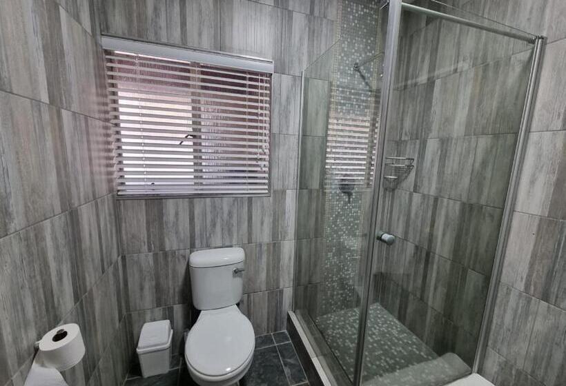 پانسیون The Retreat Guesthouse