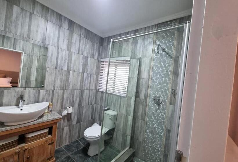 پانسیون The Retreat Guesthouse
