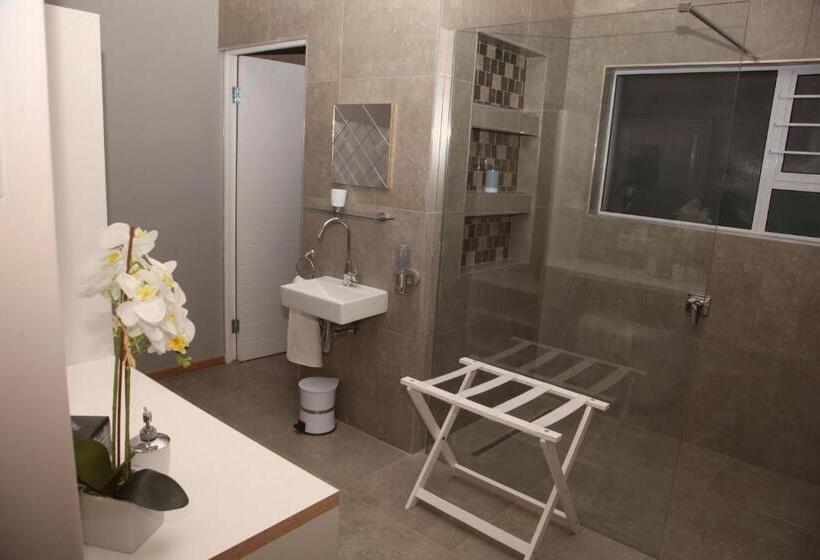 پانسیون The Retreat Guesthouse