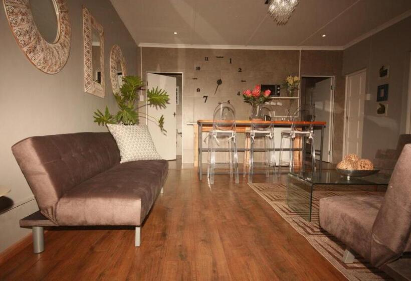 پانسیون The Retreat Guesthouse