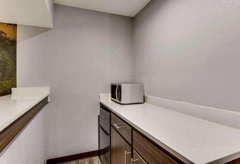 酒店 Clarion Pointe On The Lake Clarksvillesouth Hill West