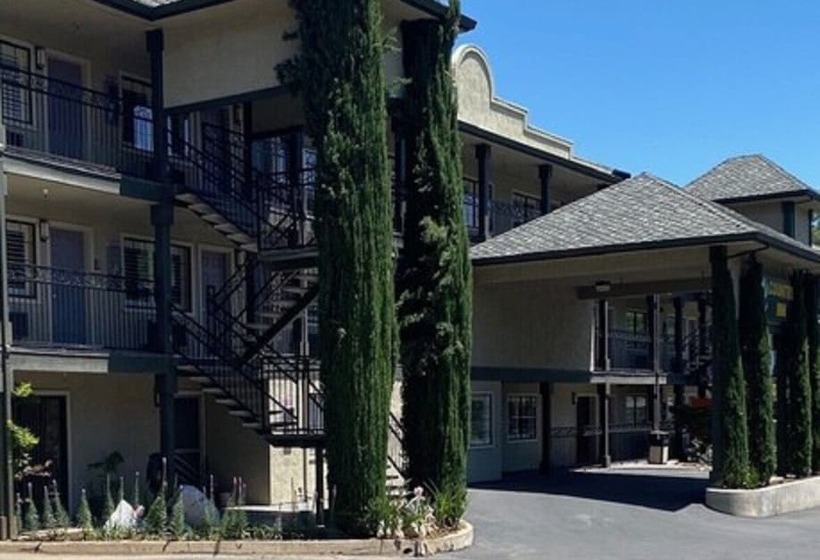 هتل Country Inn Sonora