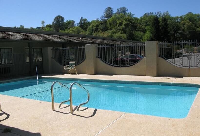 هتل Country Inn Sonora