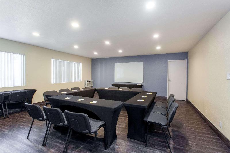 Hotel Days Inn By Wyndham San Diegoeast/el Cajon