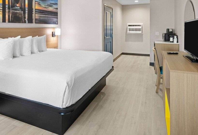 هتل Days Inn By Wyndham San Diegoeast/el Cajon