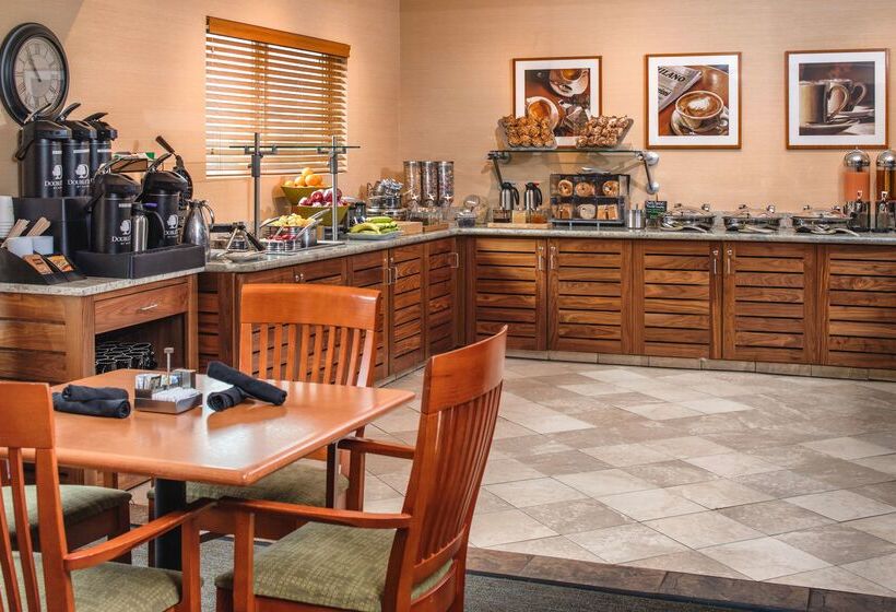 فندق Doubletree By Hilton Portland  Beaverton