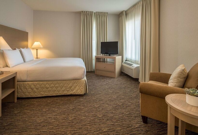 Doubletree By Hilton Hotel Vancouver