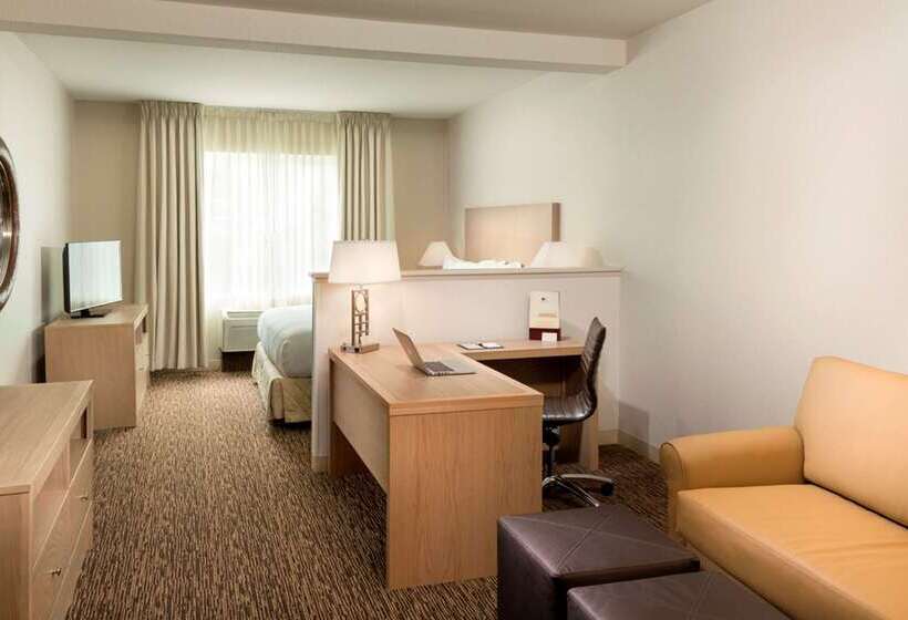 فندق Doubletree By Hilton Vancouver