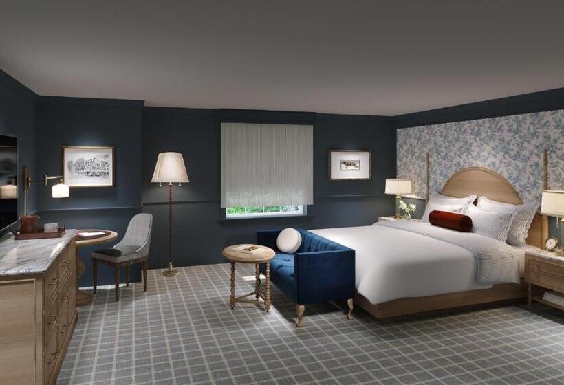 Отель Nittany Lion Inn