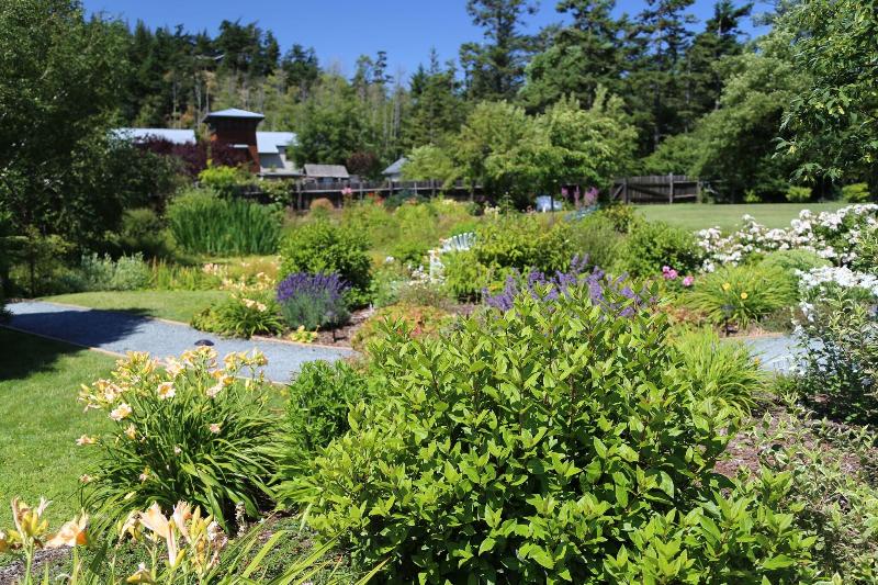 فندق Outlook Inn