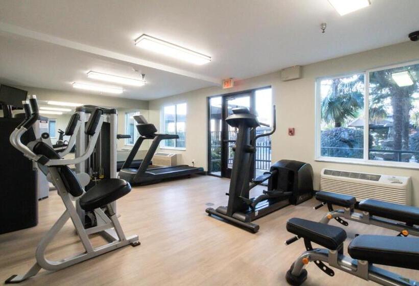 هتل Oxford Suites Chico