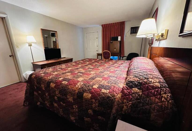 Отель Pamola Motor Lodge