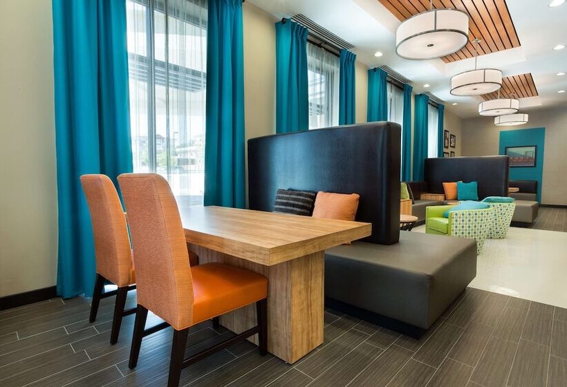 هتل Pear Tree Inn San Antonio Airport