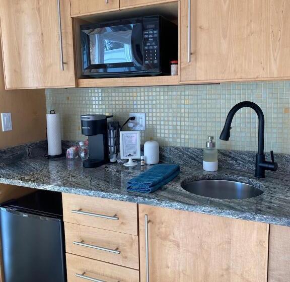 ホテル Pikes Peak Paradise Bed And Breakfast