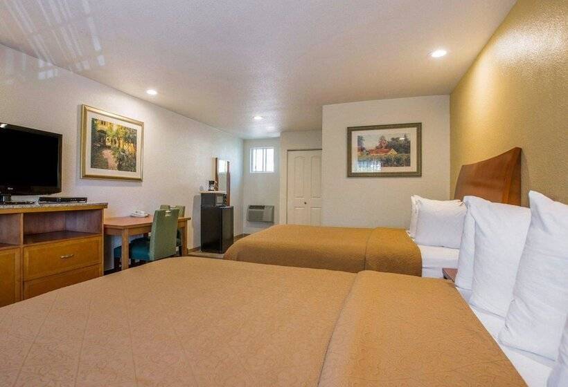هتل Quality Inn