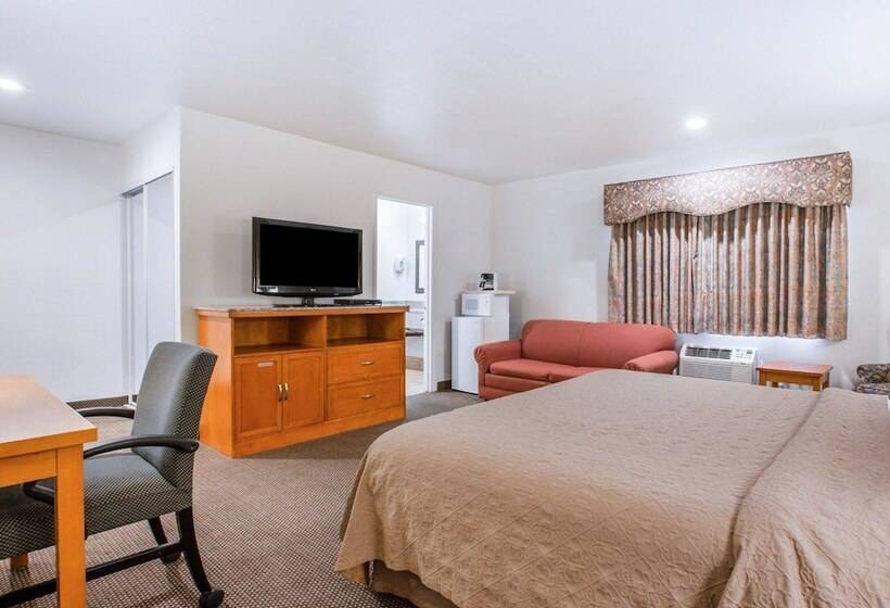 هتل Quality Inn