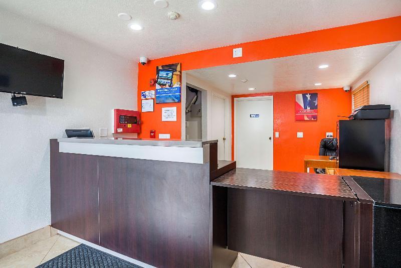 Motel 6ventura, Ca  Downtown