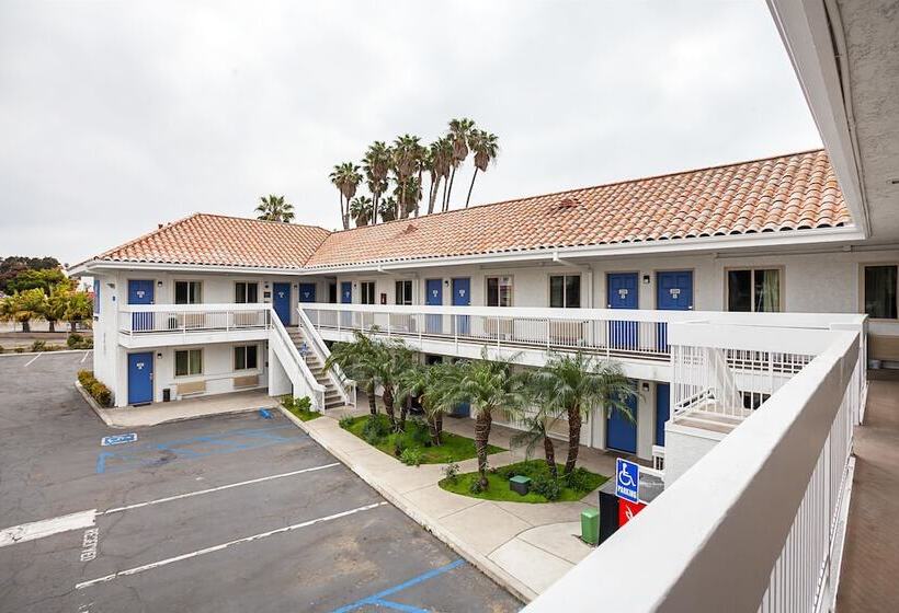 Motel 6ventura, Ca  Downtown