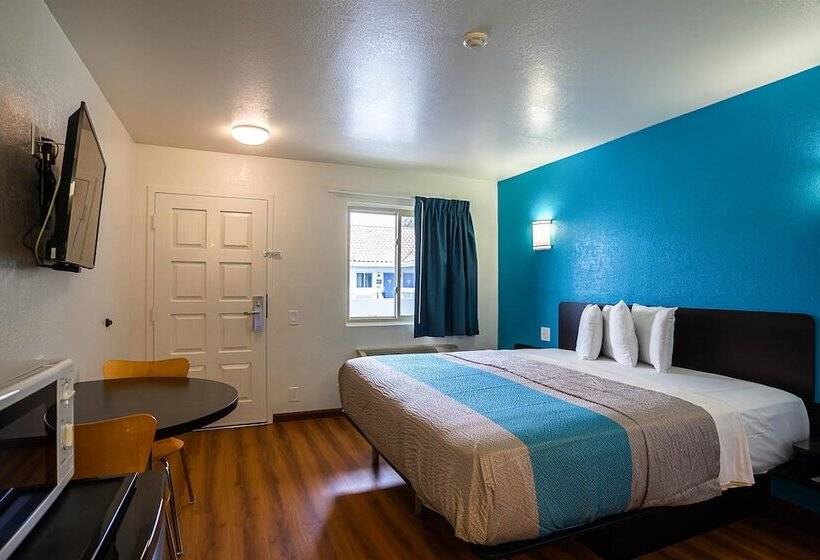 Motel 6ventura, Ca  Downtown