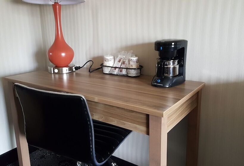 مُتل Aartpark Hotel Inn At Lewsiton