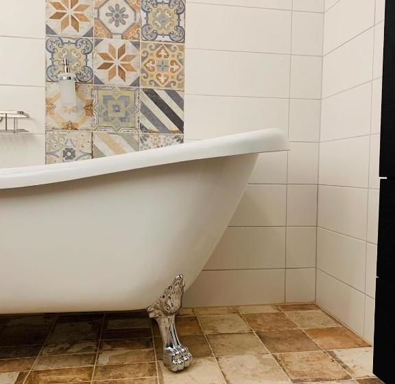 צימר Herrgardshotellet I Laxå