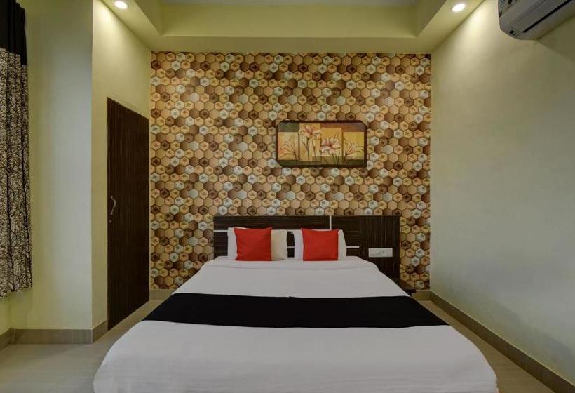 فندق Capital O 64337 Madhuvan Pool And Resort