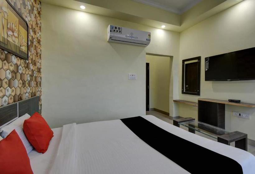 فندق Capital O 64337 Madhuvan Pool And Resort