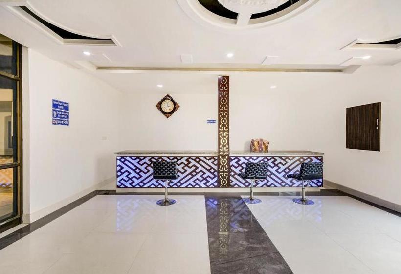 فندق Capital O 64337 Madhuvan Pool And Resort