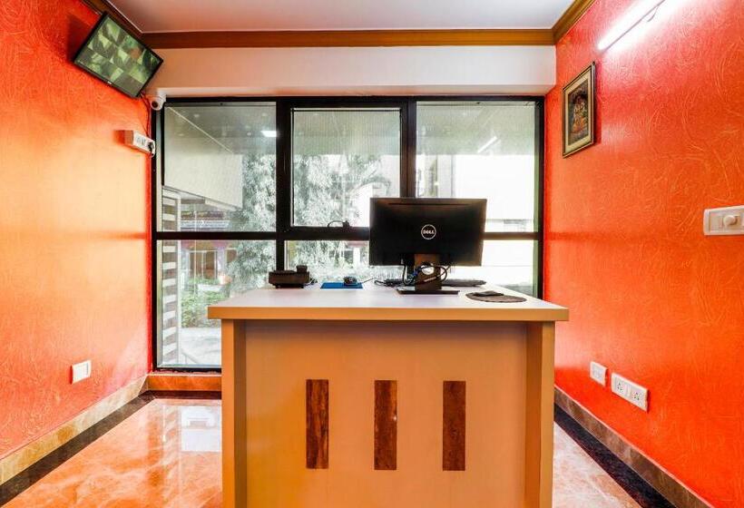 فندق Capital O Sln Residency